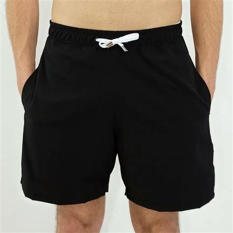 Shorts Masculino Preto .